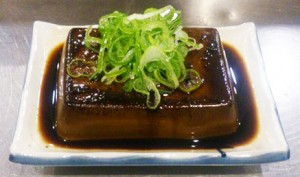 小鉄　小岩　立川たれ豆腐写真