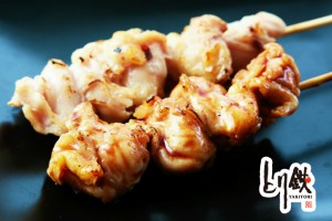 sとり鉄　新橋レンガ通り　鶏ハラミ　串