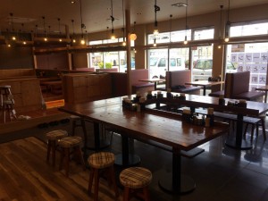 焼き鳥 居酒屋 とり鉄 玉穂医大前店 テーブルボックス席