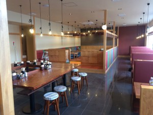 焼き鳥 居酒屋 とり鉄 山梨玉穂医大前店 窓ぎわボックス席